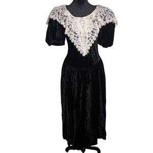 Vintage Cachet by Bari Protas 1980’s Victorian Velvet Lace Dress — 3/4 (XS)